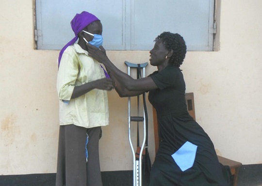 Mama Cave fits a mask 2